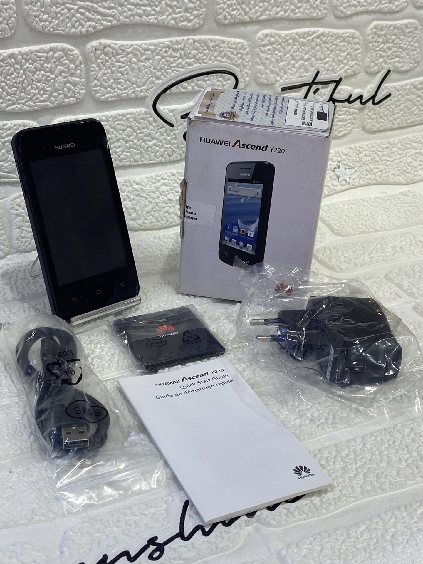 گوشی موبایل هواوی Huawei Y220 (آکبند - اصلی)
