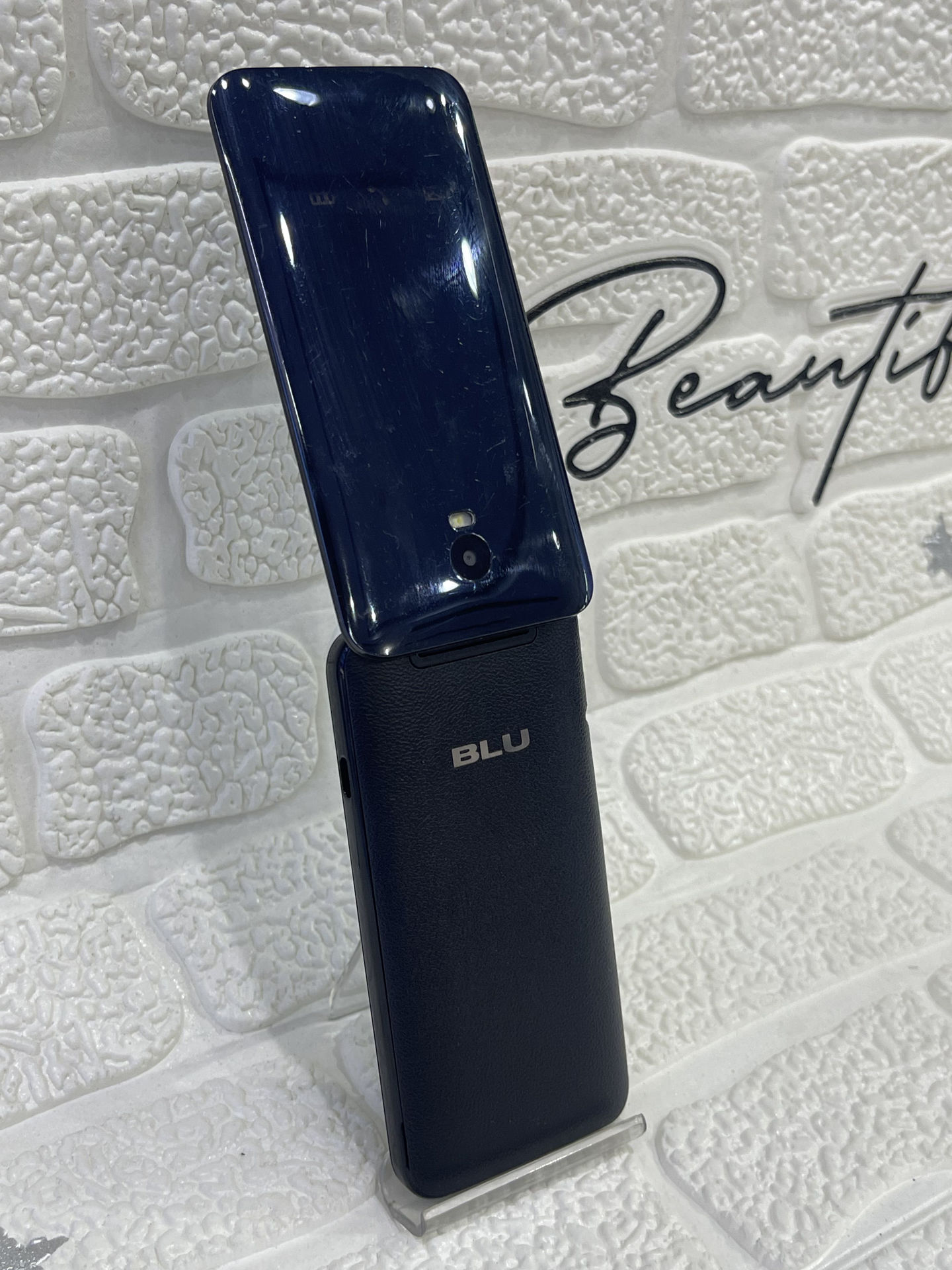 گوشی موبایل bLU تاشو