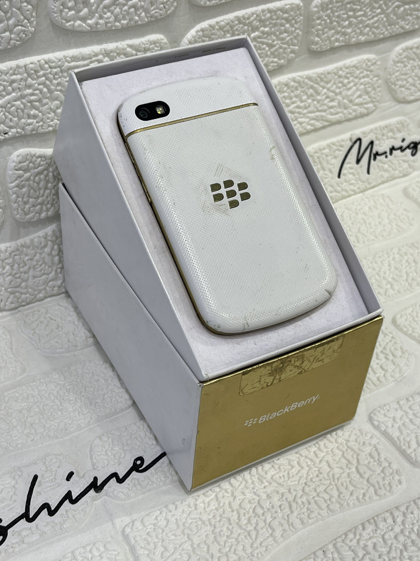 گوشی موبایل بلک بری BlackBery Q10 Gold ( اصلی )