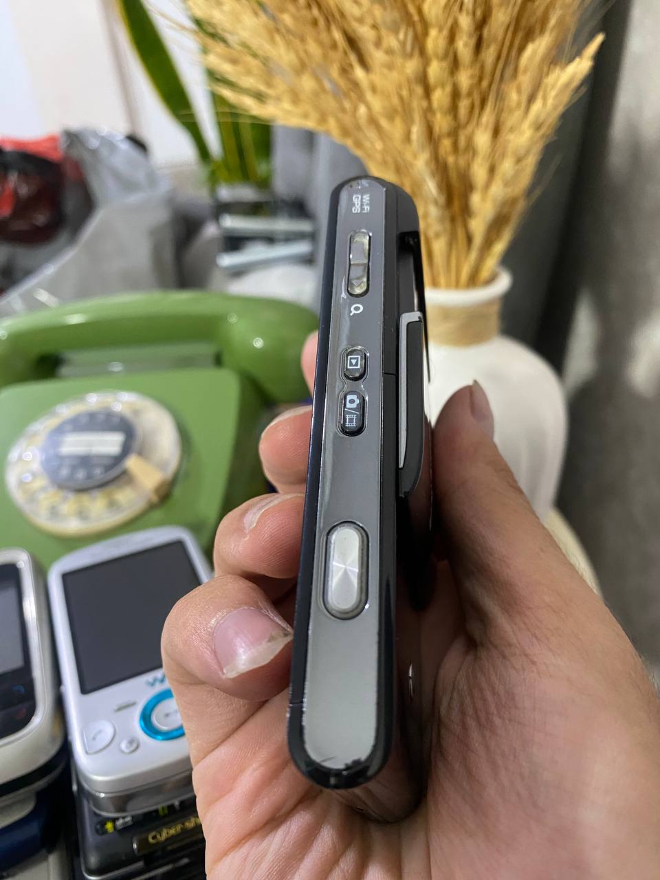 گوشی موبایل سونی اریکسون Sony Ericsson U1i Satio (اصلی)