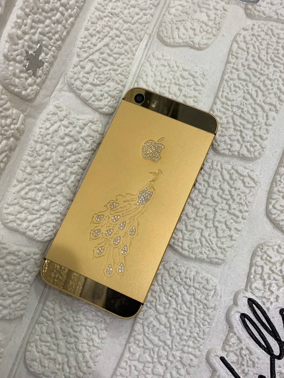 گوشی موبایل ایفون Iphone 5s ( Gold Eition )