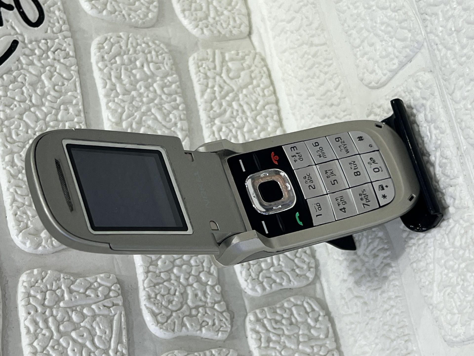 گوشی موبایل نوکیا Nokia 2750 (اصلی)