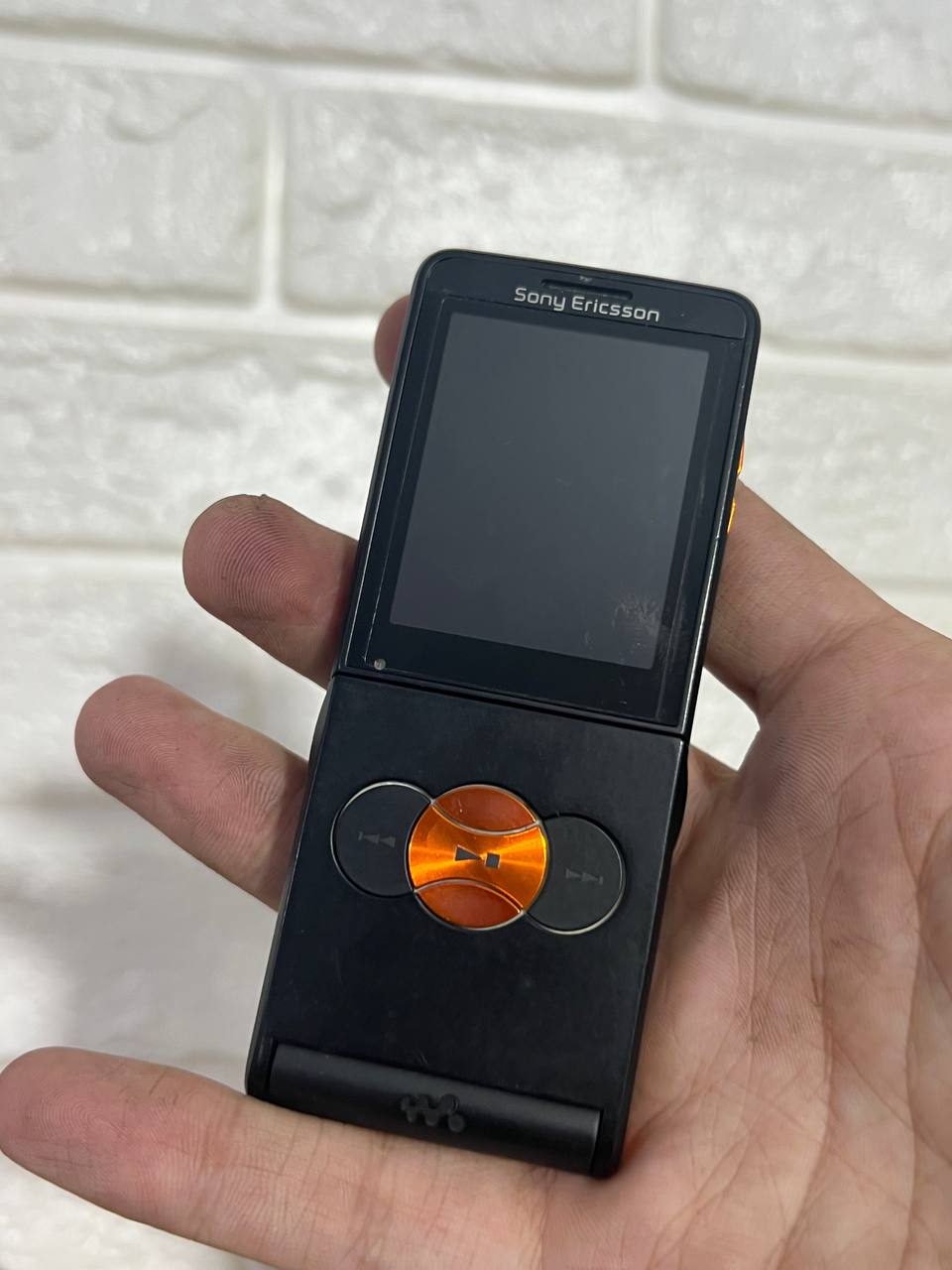 گوشی موبایل سونی  Sony Ericsson w550