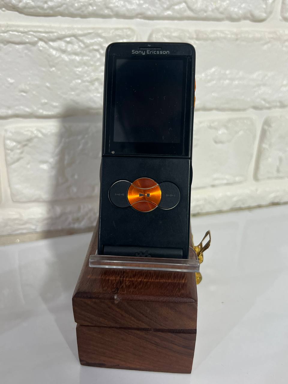 گوشی موبایل سونی  Sony Ericsson w550