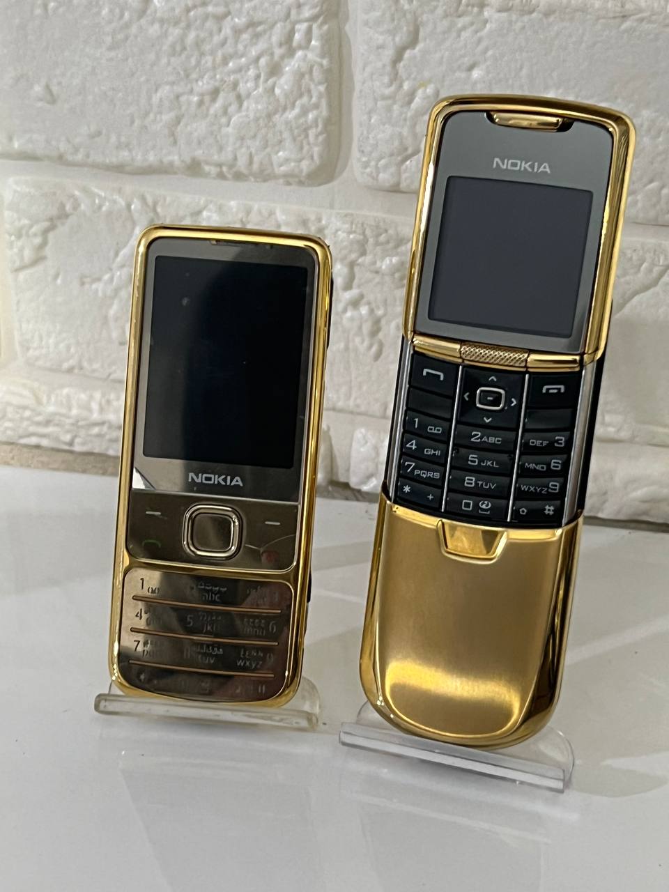 گوشی نوکیا Nokia 6700 Porsche Design Gold