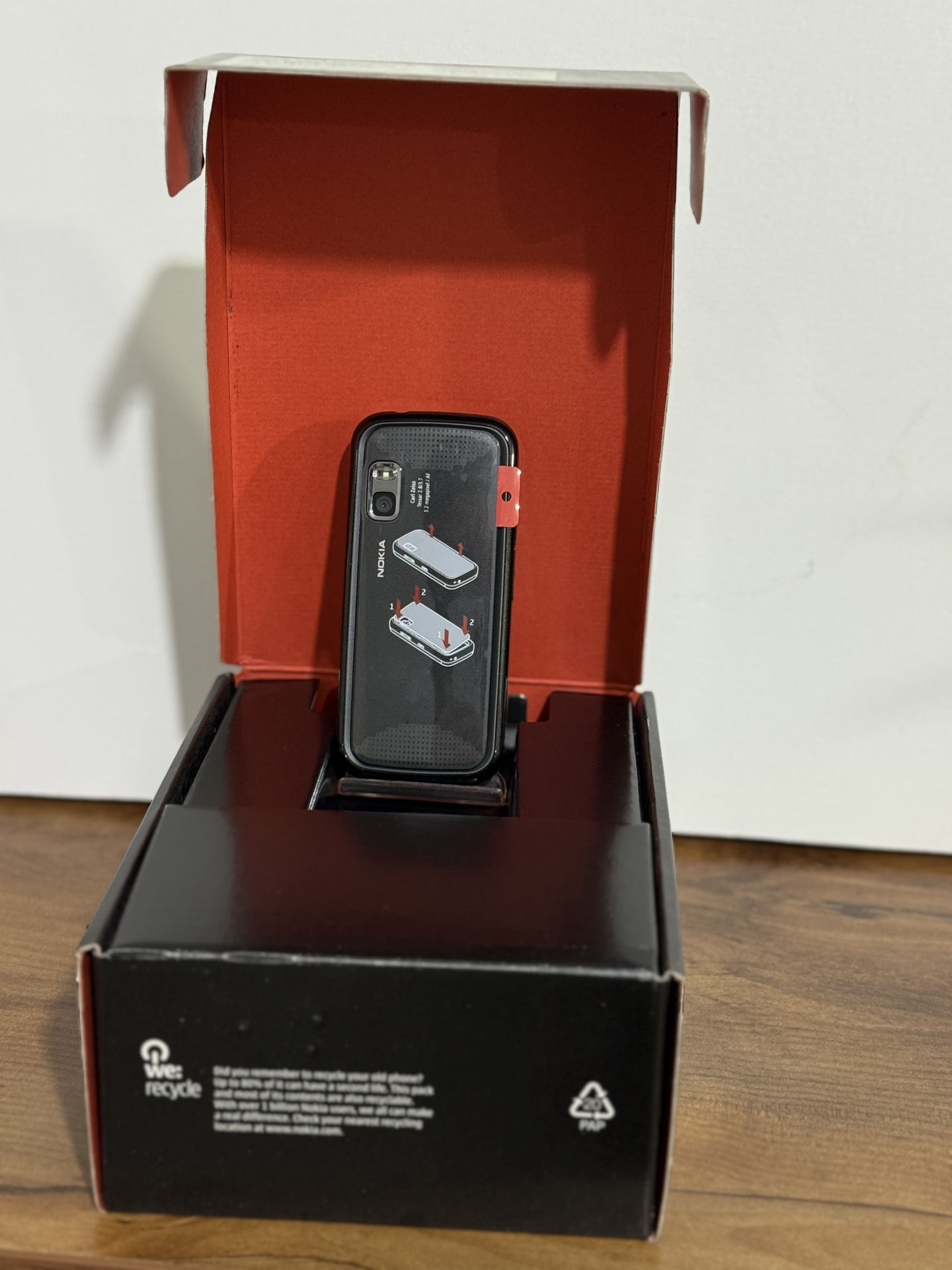 گوشی موبایل نوکیا 5730nokia آکبند (اورجینال)